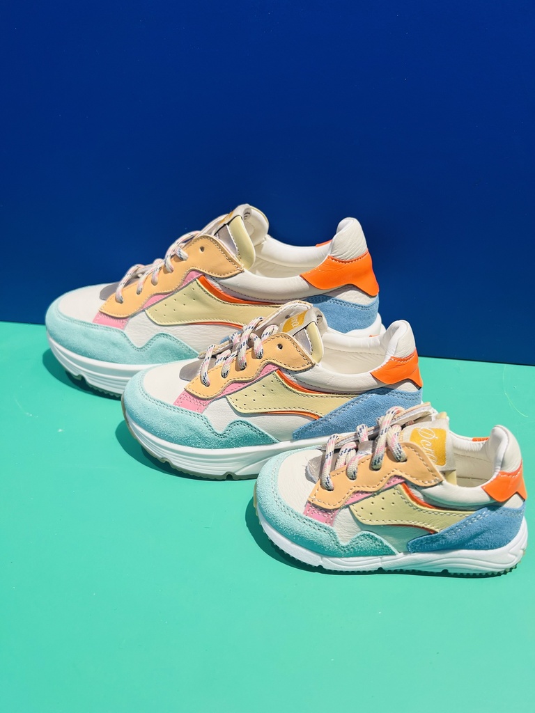 Sneaker hoge zool D365