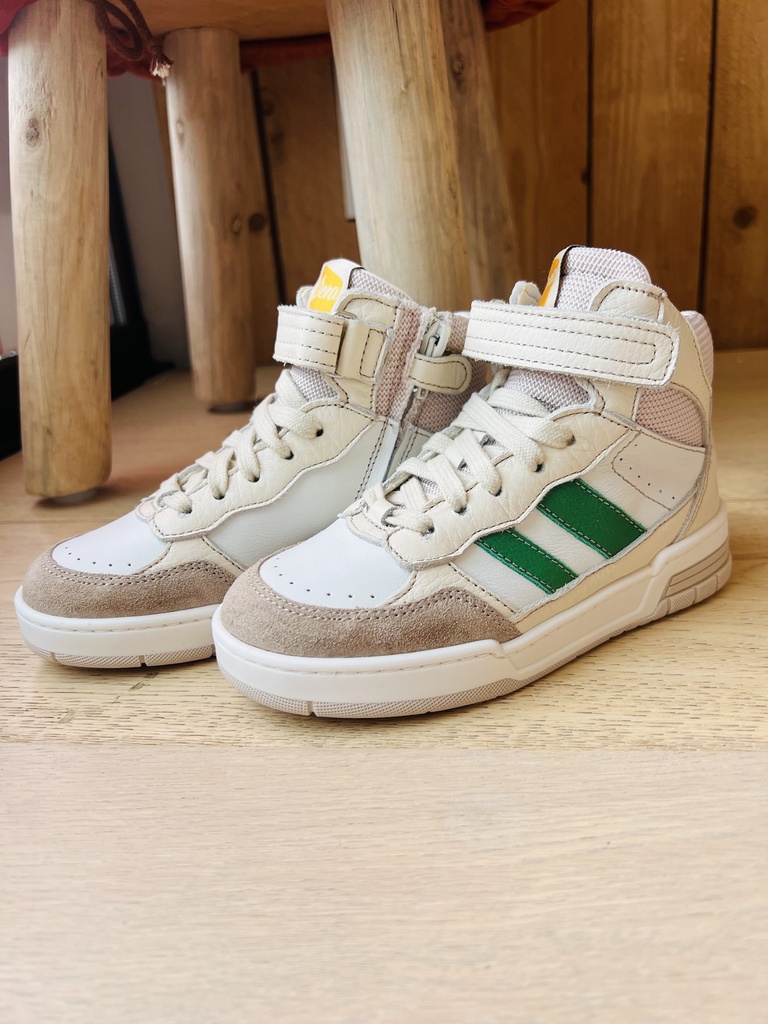 Hoge sneaker d912