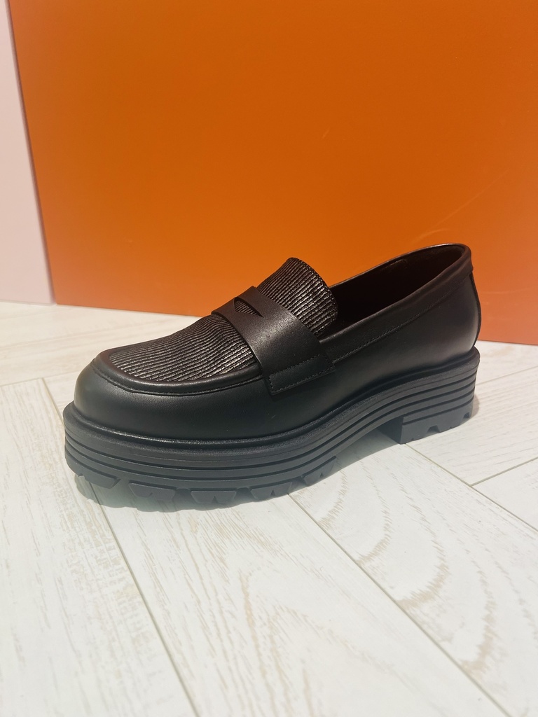 Moccasin 9070
