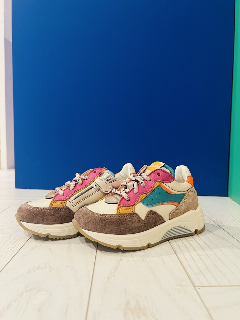 Sneaker hoge zool d365