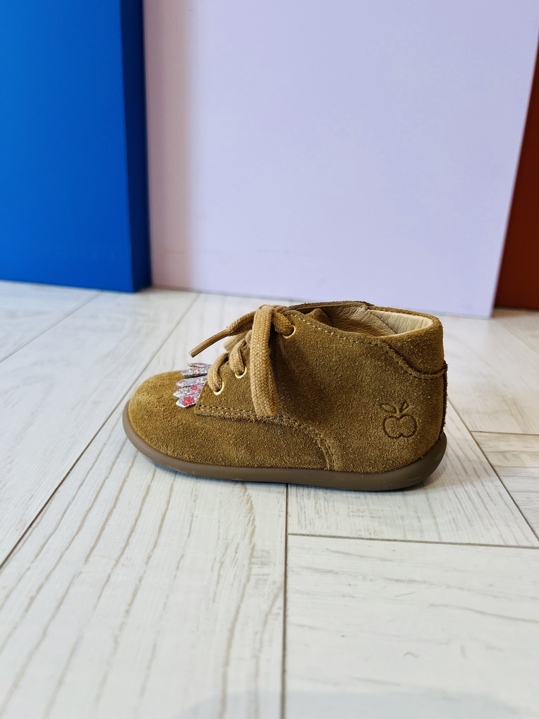 Eerste stapper standup camel