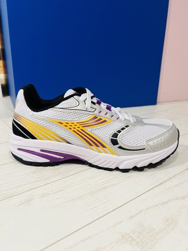 Sneaker runner violet