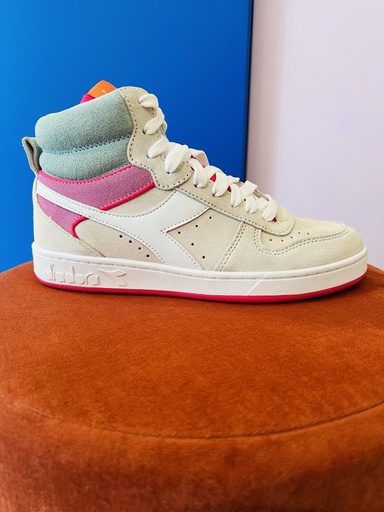 Hoge sneaker magic surf spray
