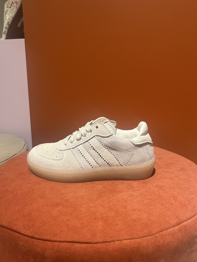 Sneaker 126 