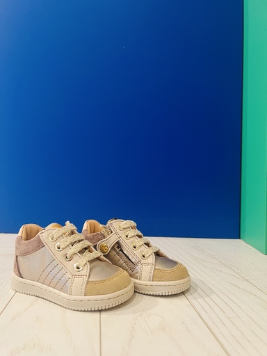 Sneaker d076