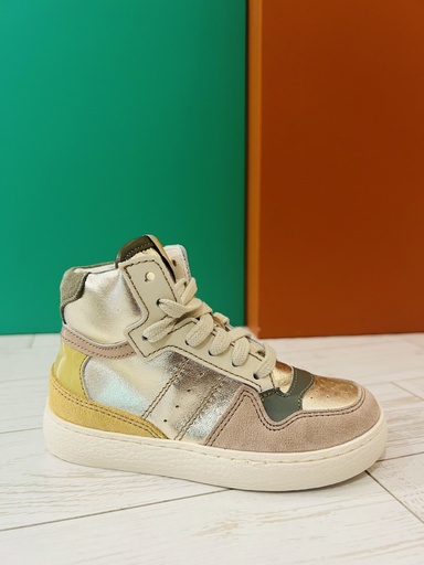 Hoge sneaker d407