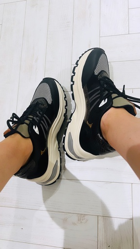 Sneaker runner liz dae