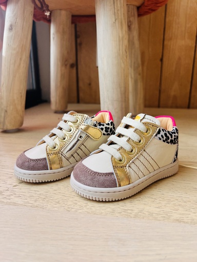 Sneaker d076